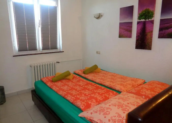 Apartments With Parking Space Biograd Na Moru - 6228 Biograd Na Moru