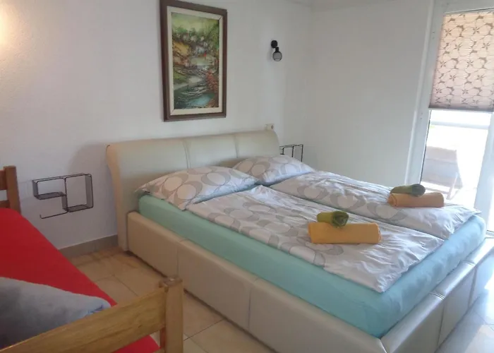 Apartments With Parking Space Biograd Na Moru - 6228 Apartamento