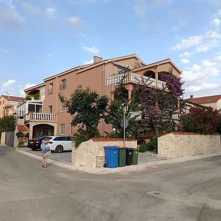 Apartments With Parking Space Biograd Na Moru - 6228 Weißenburg